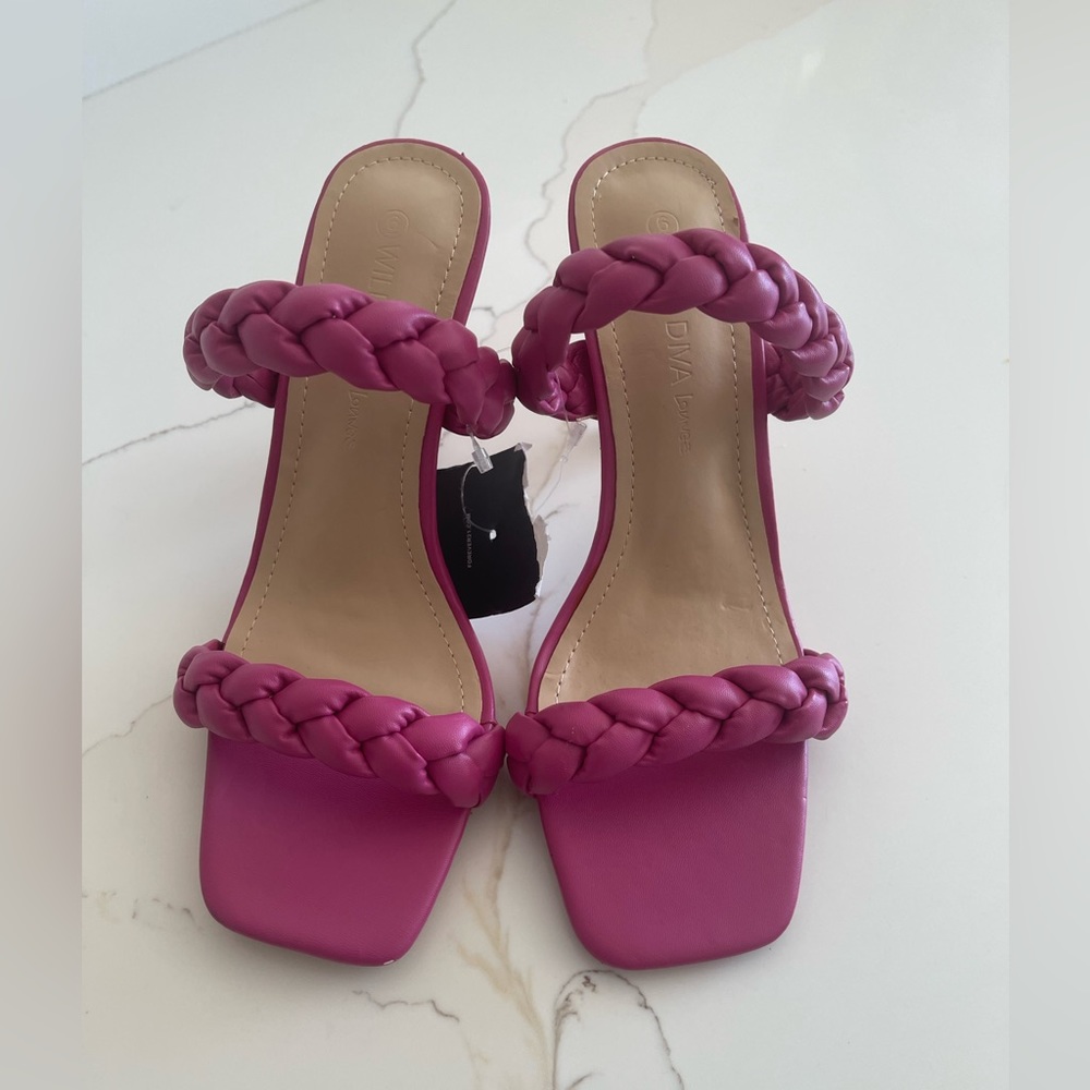 Size 6 roped heel